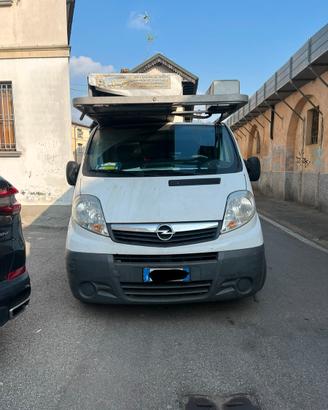 Furgone Opel vivaro