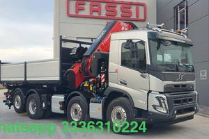 VOLVO FMX540 NUOVO DA IMM. CON GRU FASSI 1050 NUOV