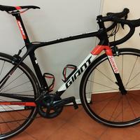 Bici da corsa Giant Full carbonio