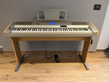 Tastiera Yamaha dgx-500