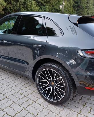 Porsche Macan 2.0 245CV
