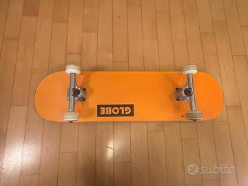 Skateboard globe