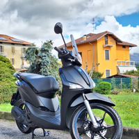 Scooter Piaggio Liberty S 125