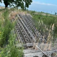 Pali in cemento per frutteto e/ o vigneto