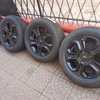 cerchi   lega  16completo di gomme 4 s