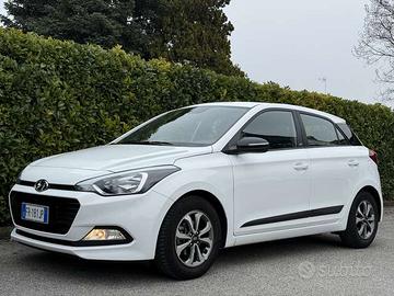 Hyundai i20 i20 II 2015 5p 1.2 Classic 84cv