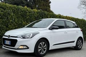 Hyundai i20 i20 II 2015 5p 1.2 Classic 84cv