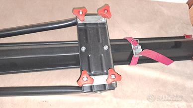 portabici per auto  su barre non comprese