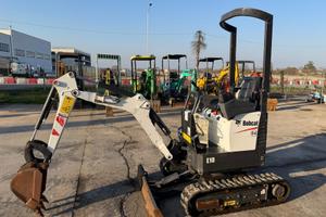 Mini escavatore BOBCAT E10 - solo 850 ore