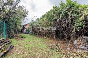 APPIANO GENTILE - SOLUZIONE INDIPENDENTE CON BOX E