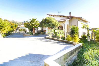 CASA INDIPENDENTE A TORTORETO