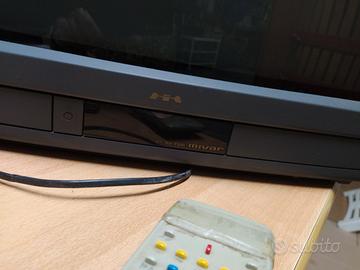 TV mivar 21 pollici.