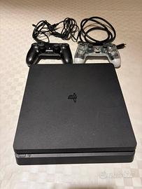 Ps4 Slim condizioni eccellenti incluso due control