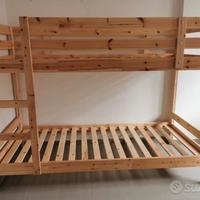 IKEA letto a castello con 2 materassi