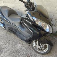 Suzuki burgman 400