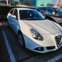 Alfa Romeo Giulietta 1.4 T. Distinctive GPL 120 E6