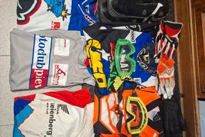 Abbigliamento motocross 