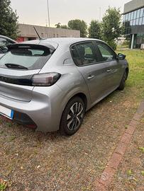 PEUGEOT 208 55 KW