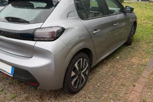 PEUGEOT 208 55 KW