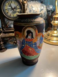 Vaso orientale da collezione