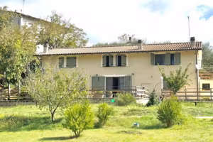 Casa sul Fiume Umbria - 7 Posti - Giardino - 2 Pos