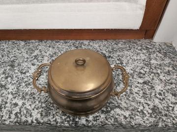 Contenitore per vari usi in Ottone mas. Vintage.
