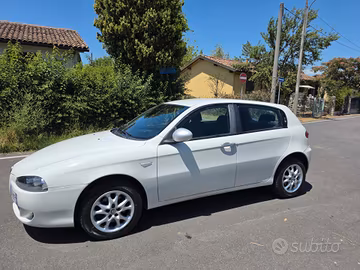 Alfa Romeo 147 1.9 JTD (120) 5 porte Progression