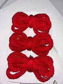 Fermagli per capelli e spille in tricotin