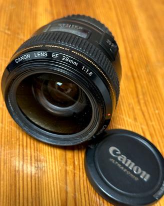 Obiettivo Canon 28mm f 1.8