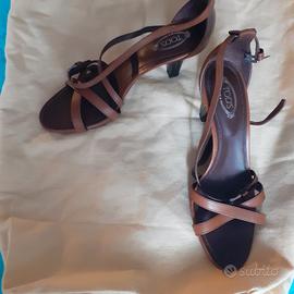 sandalo pelle Tod's.