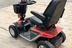 Scooter elettrico per anziani