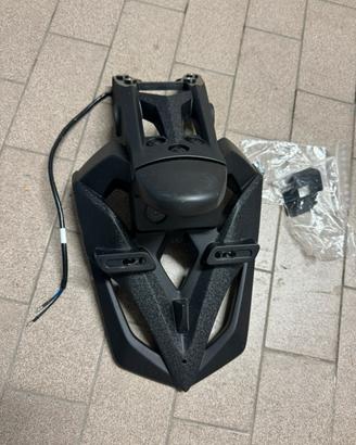 Porta targa originale T-MAX 560