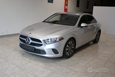 MERCEDES-BENZ A 180D SEDAN 116CV AUTOMATIC BUSINES