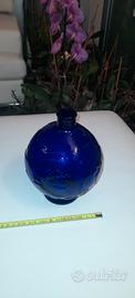 vaso in vetro blu