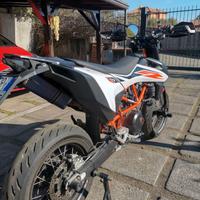 Ktm 690 smc r 2019