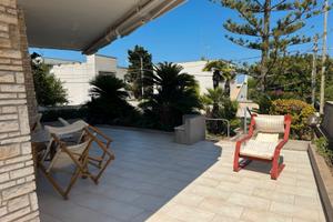 Torre dell'orso villa bifamiliare con giardino