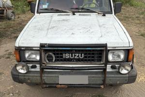 Jeep Isuzu d’epoca