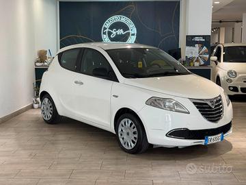 Lancia Ypsilon 1.2 69 CV 5 porte GPL Ecochic Plati