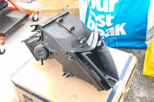 telaietto anteriore /air duct Aprilia RSV new