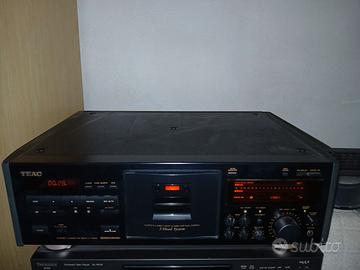Registratore a cassette TEAC V-7000
