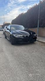 Alfa Romeo Giulia 2.2 Diesel 150cv MANUALE !