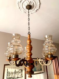 Lampadario in ottone con 6 portalampade in vetro