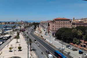 Cagliari, via Roma, locale commerciale di 400 mq