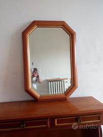 specchio in legno con vetro molato 