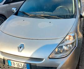 RENAULT CLIO 1200 ANNO 2010 DA PORTARE VIA
