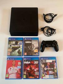 PlayStation 4 Slim con 5 Giochi