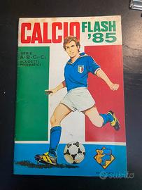 Figurine calcio flash 85 mancono 10 figurine