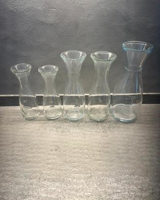 Caraffe in vetro tipiche