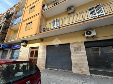 NEGOZIO A BARI