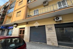 NEGOZIO A BARI